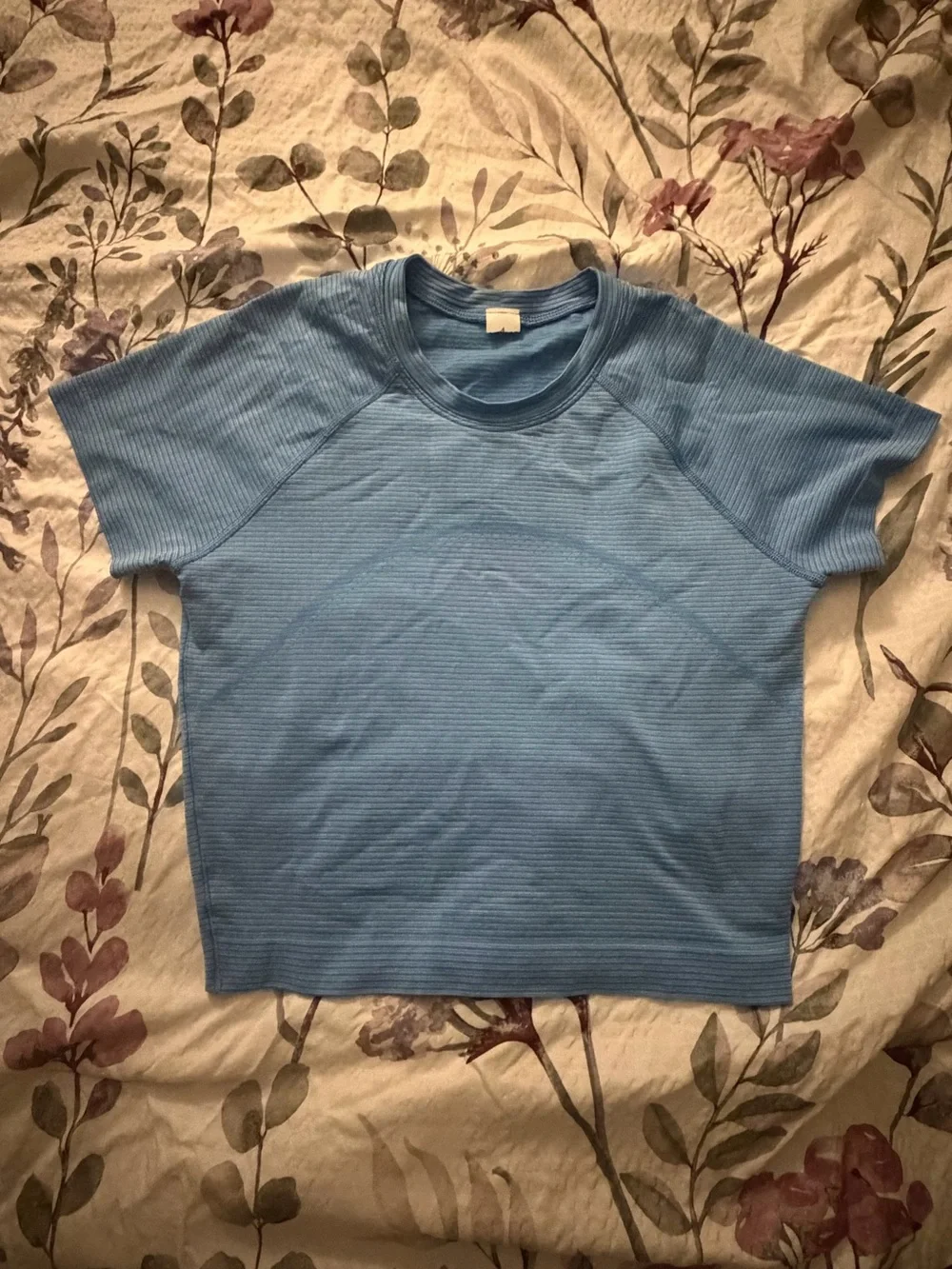 lululemon athletica Short Sleeve Ribbed Crop Top - Light Blue